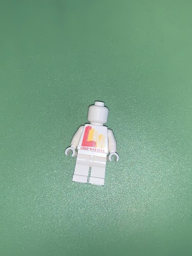 Rara minifigure lego masters - rara,
